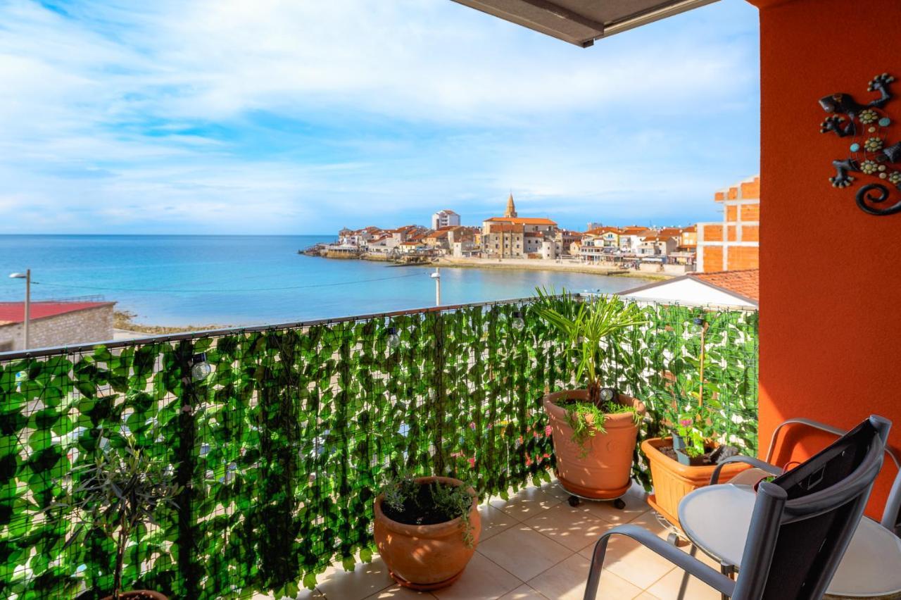 Apartment Ares 13 In Umag Center Kültér fotó